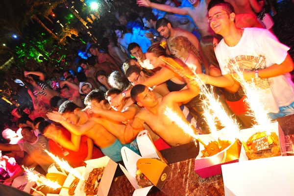 Foam Party Wet Night 2 - Part 1